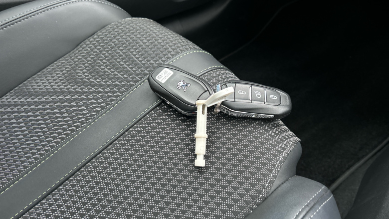 Peugeot 208 1.2 PureTech 100 GT 5dr EAT8 Petrol Hatchback